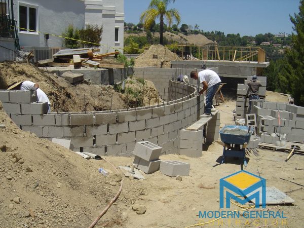 Curve block wall - general contractor Altadena